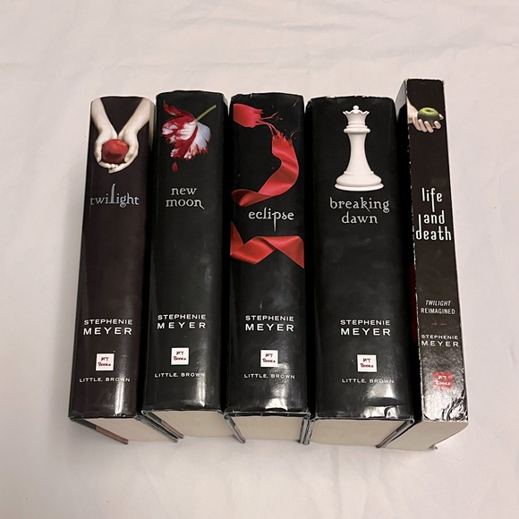 Barnes & Noble Other - 🏠Twilight Hardcover Book Series 5bks